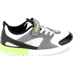 Buty sportowe dziecięce Primigi na wiosnę