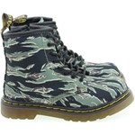 Buty zimowe dziecięce Dr. Martens w abstrakcyjnym wzorze