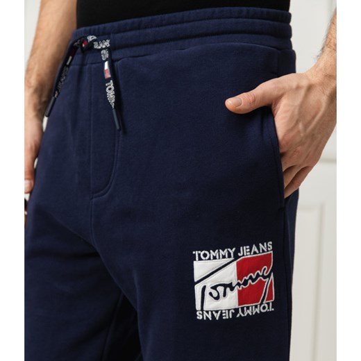 Tommy Jeans Spodnie dresowe Tjm Graphic | Regular Fit Tommy Jeans L wyprzedaż Gomez Fashion Store