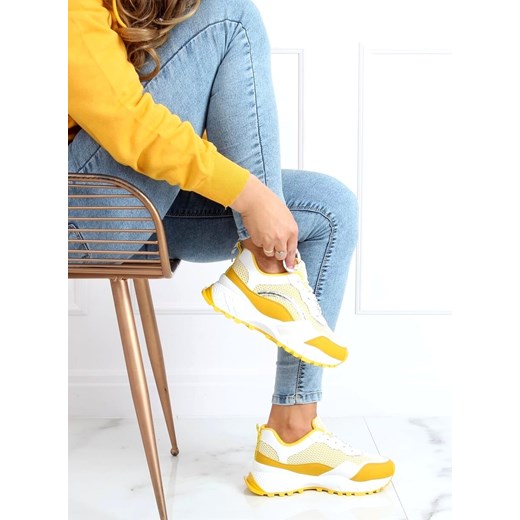 Buty sportowe damskie z tkaniny sznurowane płaskie
