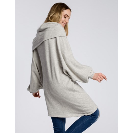 Bluza z luźnym golfem