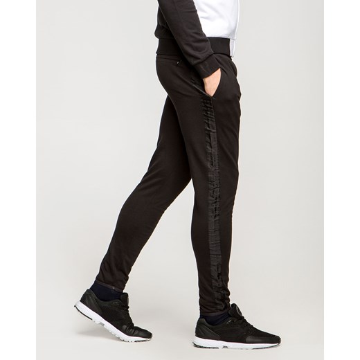 Spodnie dresowe EA7 EMPORIO ARMANI