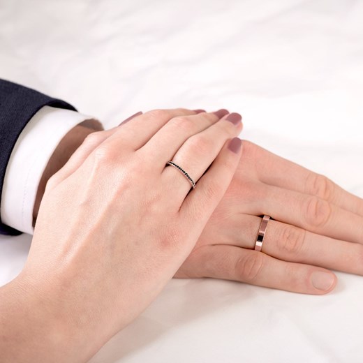 Obrączki Share Your Love: różowe złoto, czarny diament, płaskie, 3 mm Savicki wyprzedaż