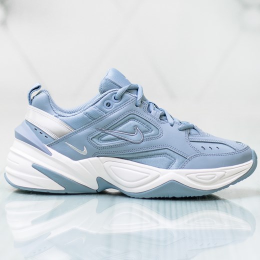 Buty sportowe damskie Nike sznurowane płaskie