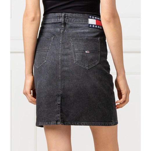 Spódnica Tommy Jeans na wiosnę