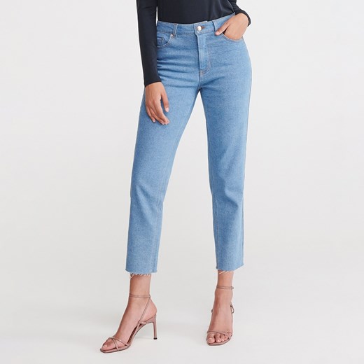 Niebieskie jeansy damskie Reserved wiosenne