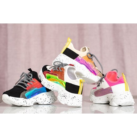 Sneakersy damskie Royalfashion.pl na płaskiej podeszwie bez wzorów