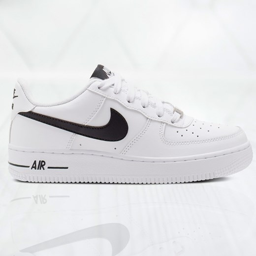 Buty sportowe damskie Nike air force białe sznurowane bez wzorów