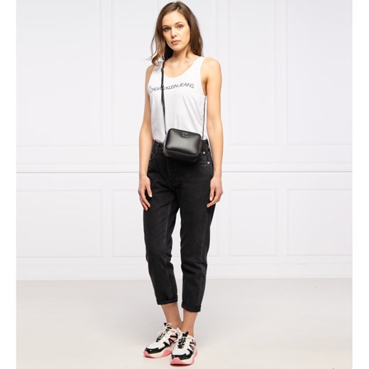 Listonoszka Calvin Klein matowa na ramię elegancka