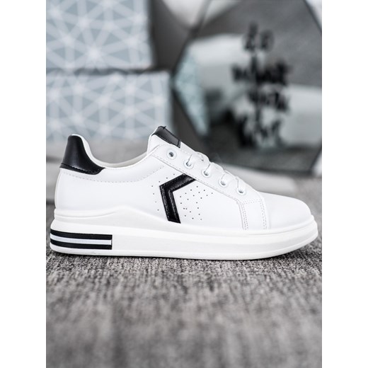 BUTY SPORTOWE Z EKO SKÓRY CzasNaButy 38 czasnabuty.pl promocyjna cena