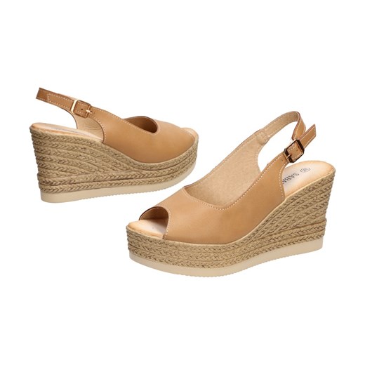 Espadryle damskie Suzana.pl brązowe z klamrą bez wzorów