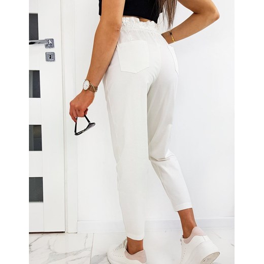 Spodnie damskie Mom Fit LEO białe UY0511 Dstreet S DSTREET.PL