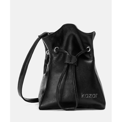 Czarna torebka Kazar skórzana elegancka