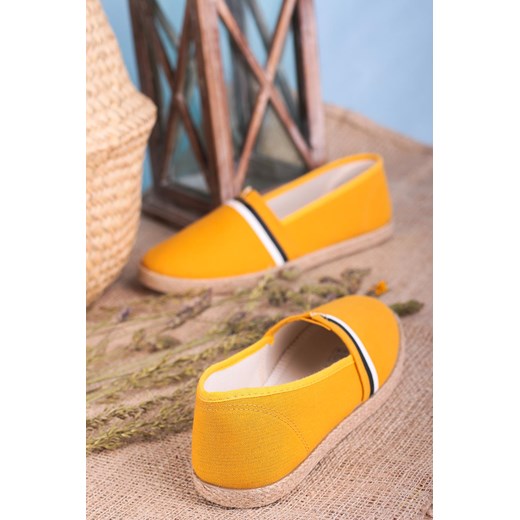 Żółte espadryle Casu slip on 905 Casu 38 wyprzedaż Casu.pl