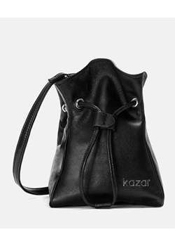 Czarna torebka Kazar skórzana elegancka