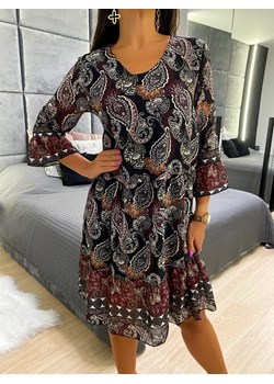 Sukienka Modnakiecka.pl oversize'owa wielokolorowa luźna