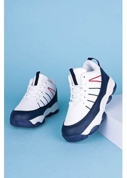 Buty sportowe dziecięce Casu sznurowane