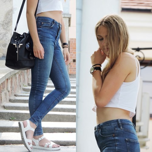 WHITE SANDALS