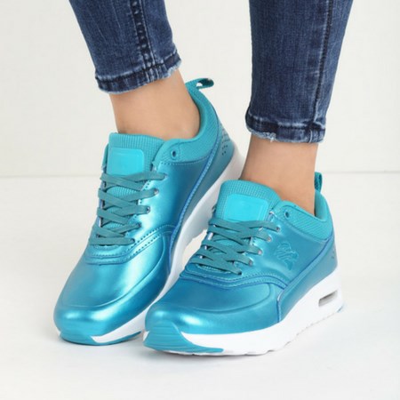 Niebieskie, sportowe buty