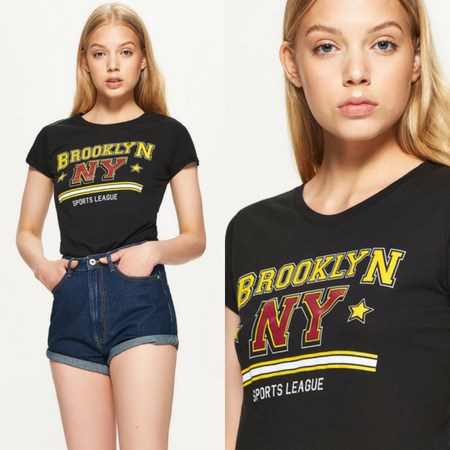 T-shirt damski z wyprzedaży