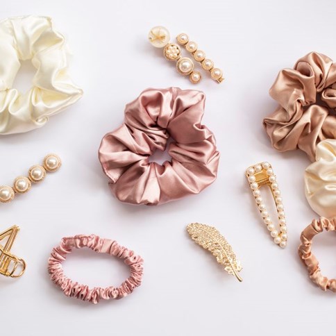 Akcesoria do włosów damskie 