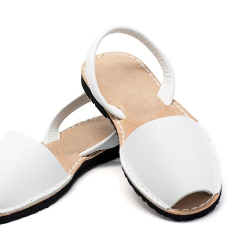 Białe buty skórzane damskie