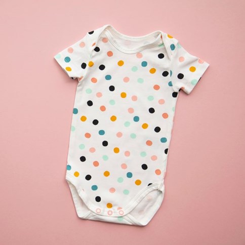 Body niemowlęce w kropki