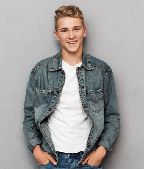 Młodzieżowa kurtka męska z jeansu 