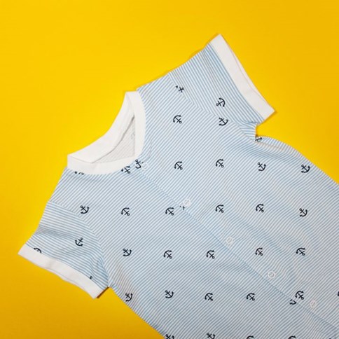 Niebieskie rampersy w kotwice 