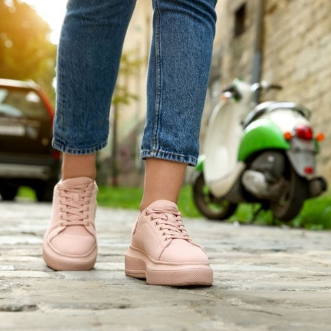 Różowe buty damskie 
