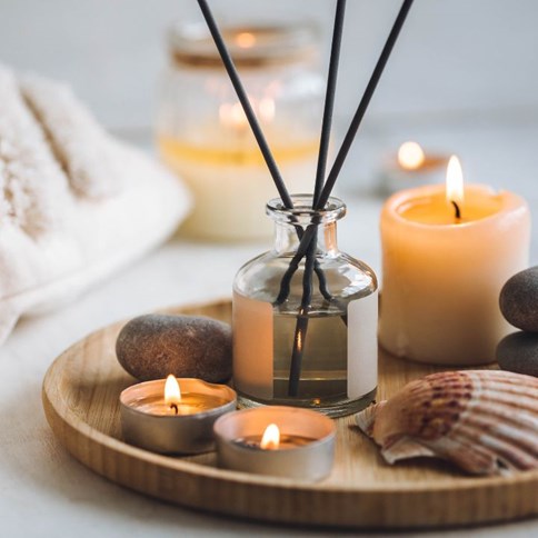 Zapachowe świece i dyfuzory