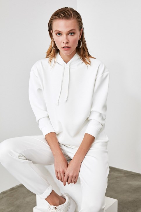 białe bluzy damskie