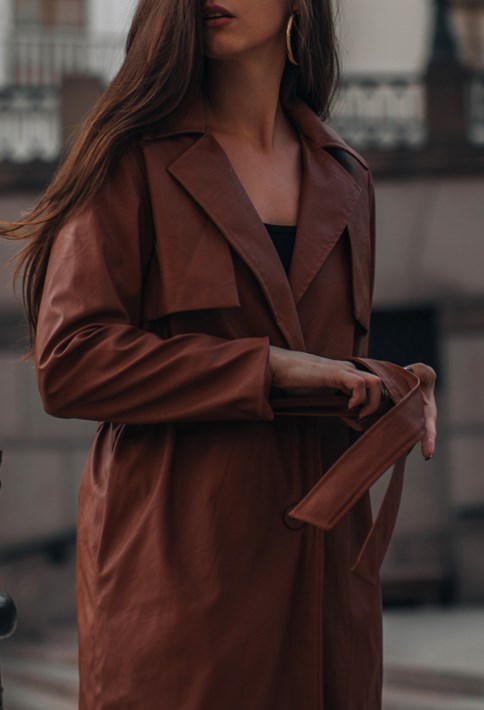 brązowy płaszcz damski 