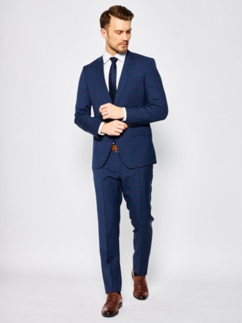 granatowy garnitur męski