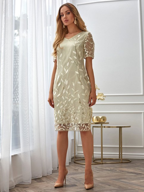 przykład sukienki polski producent - złota kreacja na wesele