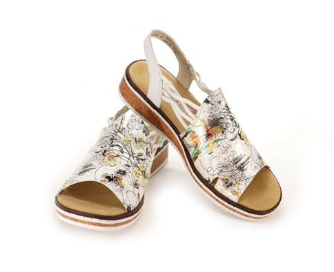 płaskie sandały Rieker w kwiatowy wzór