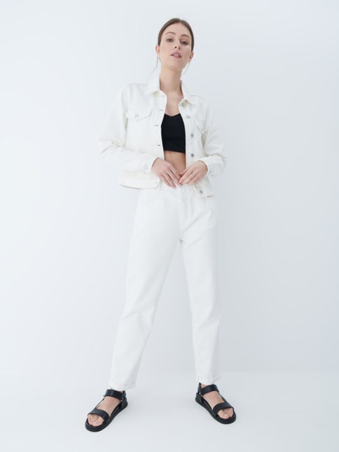 ubrania sinsay - biała katana i spodnie