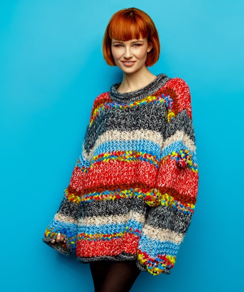 wielokolorowy sweter damski