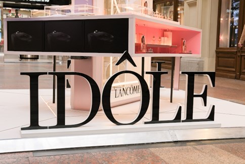 witryna sklepowa z Lancome Idole