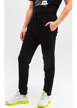 UMBRO SPODNIE VENCELO UL321SPM91001 Umbro okazyjna cena 50style.pl - kod rabatowy