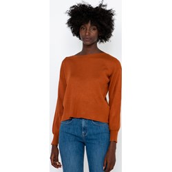 Sweter damski Camaieu brązowy z okrągłym dekoltem  - zdjęcie produktu