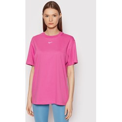 Bluzka damska różowa Nike z okrągłym dekoltem z krótkim rękawem  - zdjęcie produktu