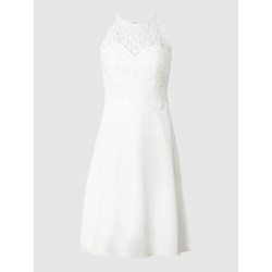 Sukienka Luxuar Fashion bez rękawów rozkloszowana biała  - zdjęcie produktu