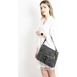 Shopper bag Olika na ramię bez dodatków duża matowa  - zdjęcie produktu