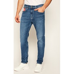 Jeansy męskie Tommy Jeans na wiosnę  - zdjęcie produktu
