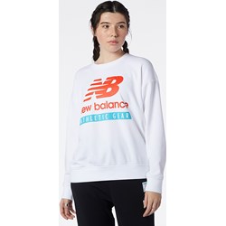 Biała bluza damska New Balance w sportowym stylu  - zdjęcie produktu