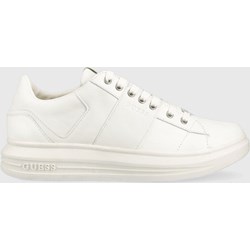 Białe buty sportowe męskie Guess sznurowane  - zdjęcie produktu