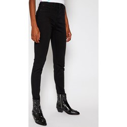 Jeansy damskie Guess casual  - zdjęcie produktu