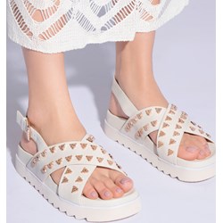 Sandały damskie białe WITTCHEN z klamrą z tworzywa sztucznego  - zdjęcie produktu
