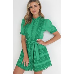 Sukienka Born2be zielona z paskiem  - zdjęcie produktu